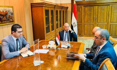 هاني سويلم يطمئن على أوضاع بعثة الري المصرية بالسودان