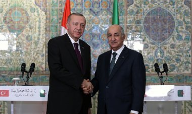 رئيسا الجزائر وتركيا  يبحثان هاتفيا العلاقات الثنائية