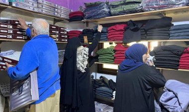 مركز الملك سلمان للإغاثة يوزع 2.088 قطعة ملابس لفئة الأرامل والأيتام