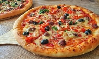 طريقة عمل البيتزا باللحمة المفرومة