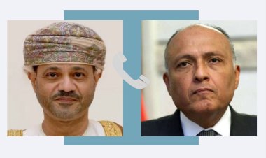 وزير الخارجية يتلقى اتصالاً هاتفيا من نظيره العماني