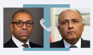 وزير الخارجية يتلقى اتصالاً هاتفيًا من نظيره البريطاني