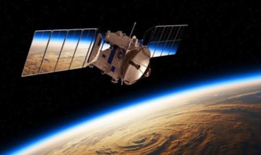 خلال ساعات.. توقعات بسقوط قمر صناعى تابع لـ«ناسا» على الأرض