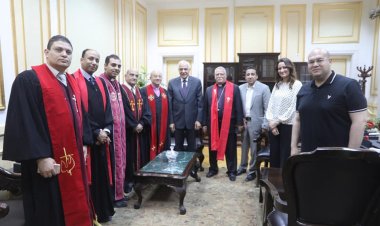 محافظ الجيزة يستقبل وفدا كنسيا لتقديم التهنئة بعيد الفطر المبارك