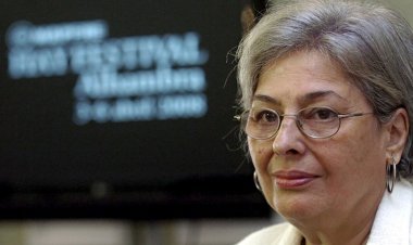 رضوى عاشور.. روائية مصرية أخبرتنا بقصة سقوط الأندلس