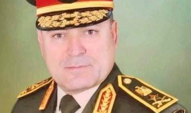 محافظ سوهاج يهنئ قادة القوات المسلحة بعيد تحرير سيناء