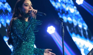 بالصور.. بلقيس وخالد عبدالرحمن في ليلة طربية بحفلات عيد الفطر