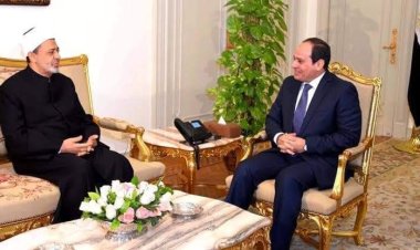 شيخ الأزهر يهنئ الرئيس السيسي بذكرى تحرير سيناء