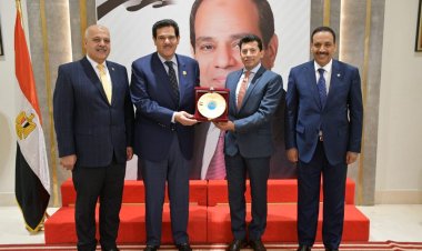 وزير الشباب والرياضة يستقبل رئيسي الاتحاد الأسيوي والعربي للرماية