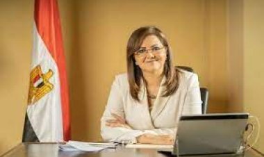 وزيرة التخطيط ترصد مشروعات التنمية بسيناء في عيد تحريرها