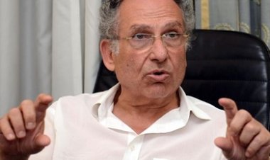 تأجيل محاكمة ممدوح حمزة بتهمة التحريض ضد الدولة لـ28 مايو المقبل