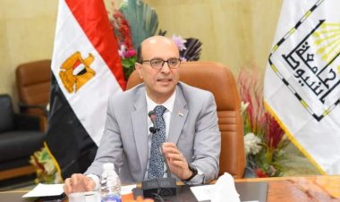 مجلس جامعة أسيوط يستعرض لوائح برامج نظام الساعات المعتمدة