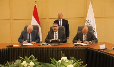 وزير النقل يشهد توقيع اتفاقية تطوير ميناء جرجوب بمحافظة مرسى مطروح