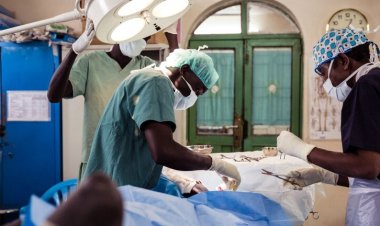 السودان.. 411 قتيلاً و2023 مصاباً منذ بداية الاشتباكات