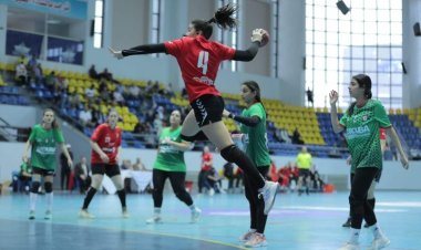 «سيدات الأهلي لليد» يتوج ببطولة الدوري