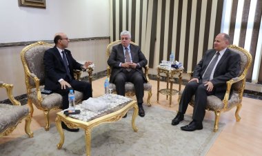 وزير التعليم العالي يفتتح المركز الجامعي للتطوير المهني بجامعة أسيوط