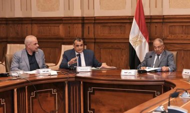 وزير الدولة للإنتاج الحربي يستعرض مهام الوزارة ومجالات عملها ورؤى التطوير
