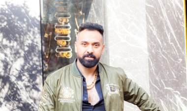 أحمد عبد الله: الطب لم ينسيني حبي للفن.. وبداياتي كانت مع الزعيم عادل إمام