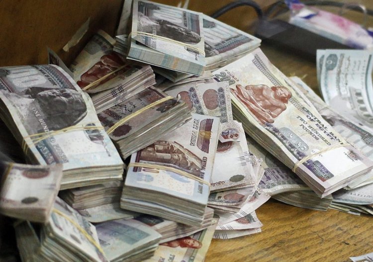 تورط  مسئول حكومي في استغلال منصبه وجمع 30 مليون جنيه بالقاهرة