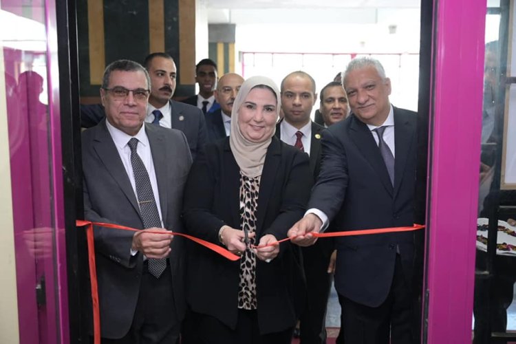 وزيرة التضامن توقع بروتوكول تعاون مع جامعة 6 أكتوبر
