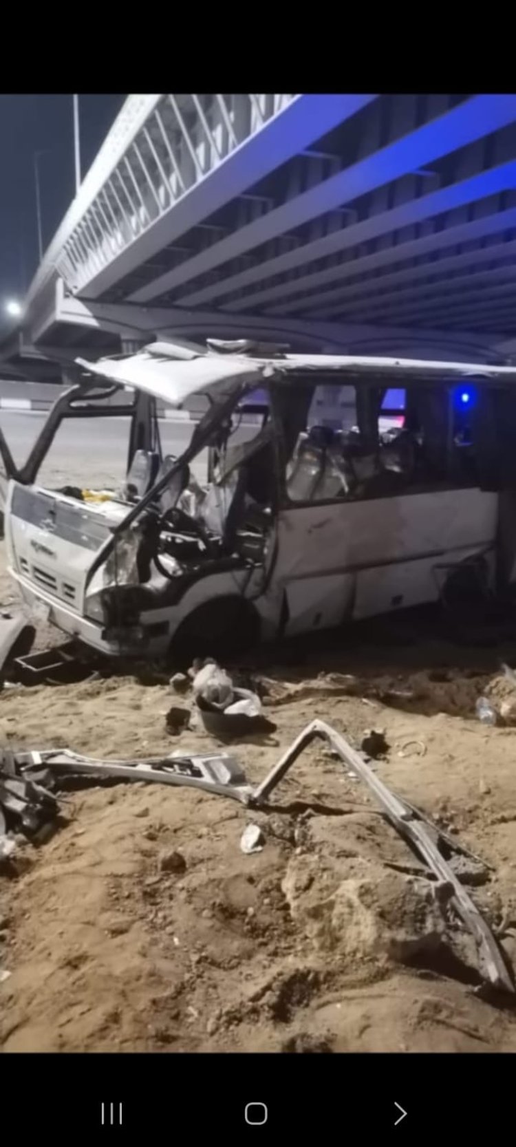 مصرع وإصابة 15 شخص في حادث على الطريق الدائري بالسلام