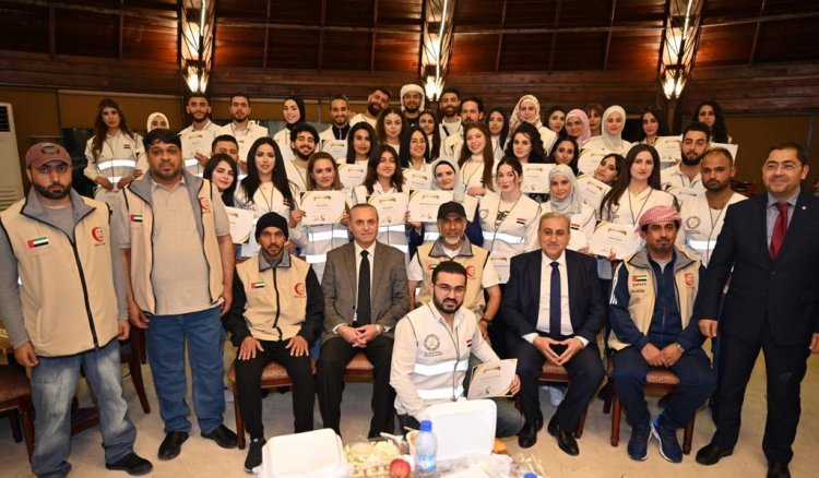 «الهلال الأحمر» يرسم البسمة على وجوه مرضى السرطان في مدينة اللاذقية السورية