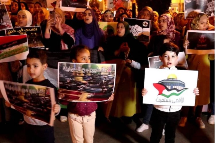 المغرب.. وقفة تضامنية مع فلسطين ودعوات للنزول من «مركب التطبيع»