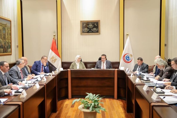 وزير الصحة يعلن ضم أعضاء هيئة الإسعاف لعضوية صندوق التعويض عن مخاطر المهن الطبية