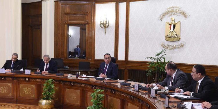 رئيس الوزراء يبحث آليات التبادل التجاري بين مصر والقارة الإفريقية