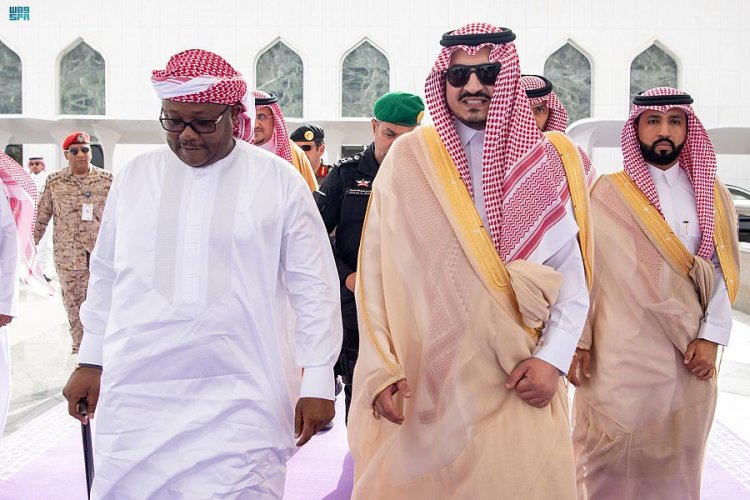 رئيس جمهورية غينيا بيساو يغادر جدة اليوم
