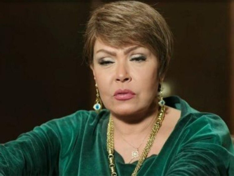 لوسي: «الحلال والحرام جديد علينا وطول عمر الفنانين بتتباس»