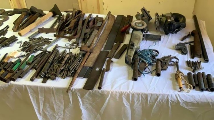 العثور على ورشة لتصنيع الأسلحة النارية بالبحيرة