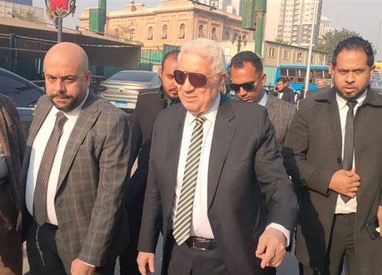 من خلف القضبان إلى العزل.. مرتضى منصور رجل أزمات الزمالك ما القصة؟