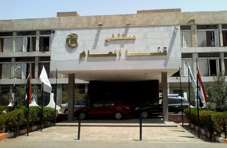 خاص| «أثناء عمله».. أسرة مريض تتعدى بالضرب على طبيب في مستشفى بقنا