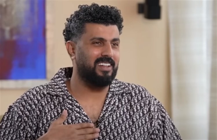 محمد سامي:«نفسي أخد أحمد داش وأربيه مع بناتي»