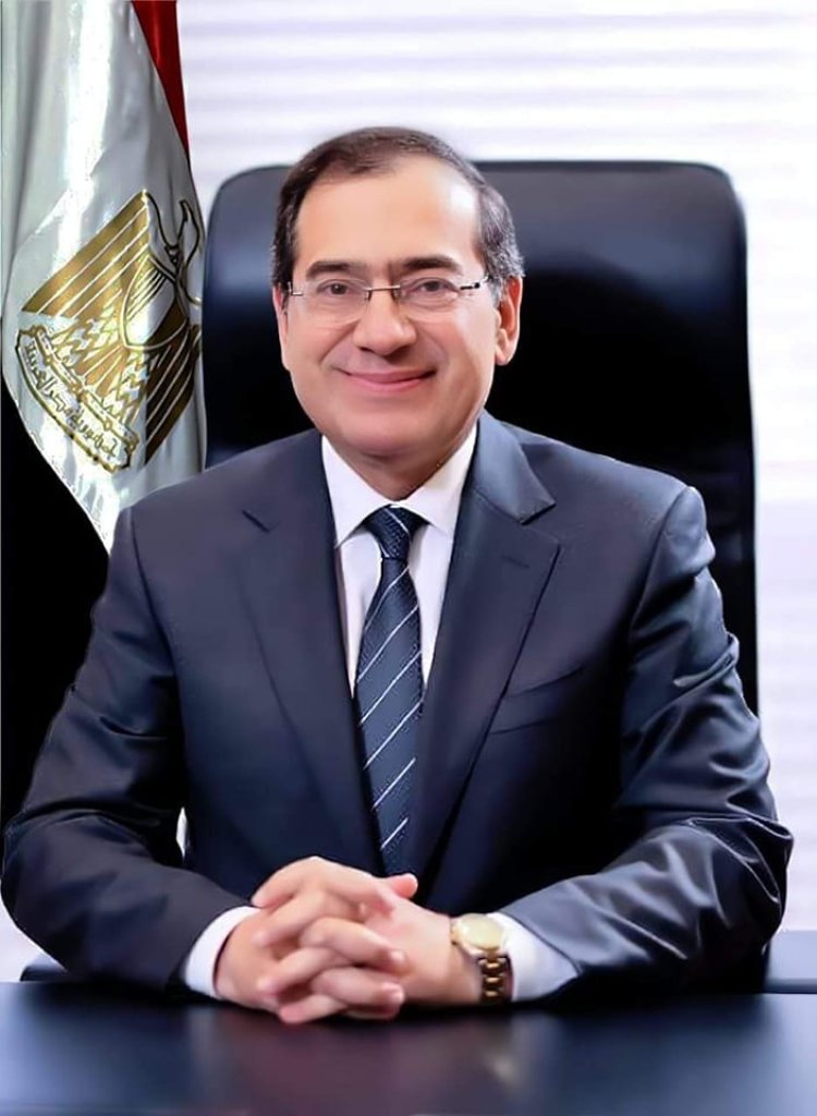 وزير البترول يؤكد على تلبية احتياجات السوق المحلى من المنتجات البترولية