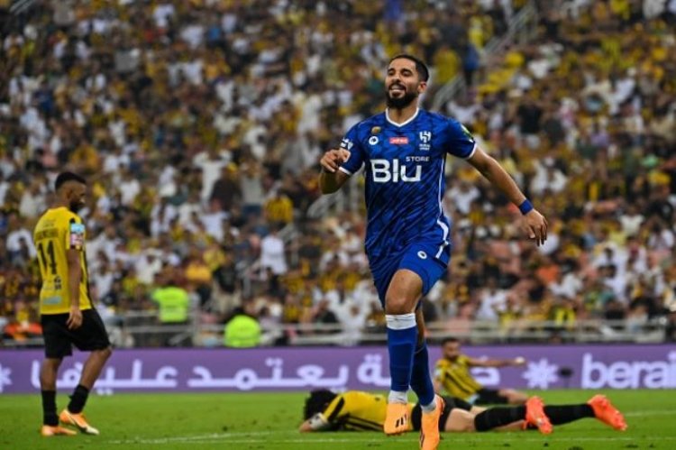 بهدف عكسي من حجازي.. الهلال يقصي الاتحاد من كأس خادم الحرمين