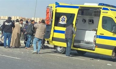 إصابة شرطي بسبب سيارة مرور على طريق الواحات