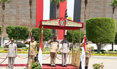 وزير الدفاع والإنتاج الحربى يلتقى نظيره اليمني ويبحثان مجالات التعاون العسكرى