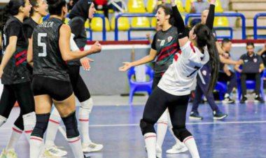 سيدات طائرة الزمالك يفزن بلقب كأس مصر على حساب الأهلي 