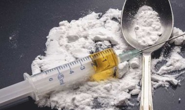 حبس عاطل لاتهامه بترويج الهيروين على عملائه في الجيزة