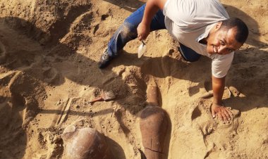 الكشف عن مجموعة من الأواني والأمفورات الرومانية بتل المسخوطة بالإسماعيلية