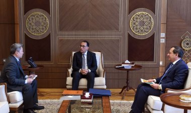 «مدبولي»  يستعرض مع نائب رئيس أباتشى استثمارات الشركة وخططها المستقبلية