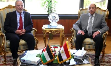 وزير الطيران المدنى يبحث مع نظيره الفلسطيني استعدادات نقل الحجاج الفلسطينيين