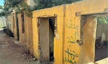 سقوط المتهمين بسرقة أبواب مقابر قرية عامر بالسويس 