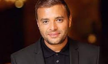 رامي صبري يشيد بشيرين عبد الوهاب في حفل «روائع الموجي»