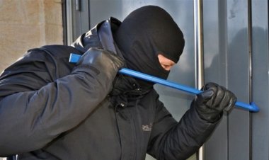 كشف ملابسات واقعة سرقة أموال  من داخل مسكن أحد المواطنين بالخليفة