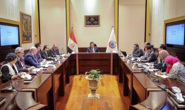 وزير الصحة يؤكد على أهمية الاستفادة من تجارب الدول في تحسين جودة المنظومة الصحية
