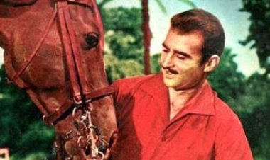 في ذكري وفاته..  أحمد مظهر جنرال «الأبيض والأسود»