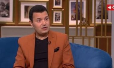 أشرف سيف: والدي وحيد حامد صرف كل فلوسه على مرضه